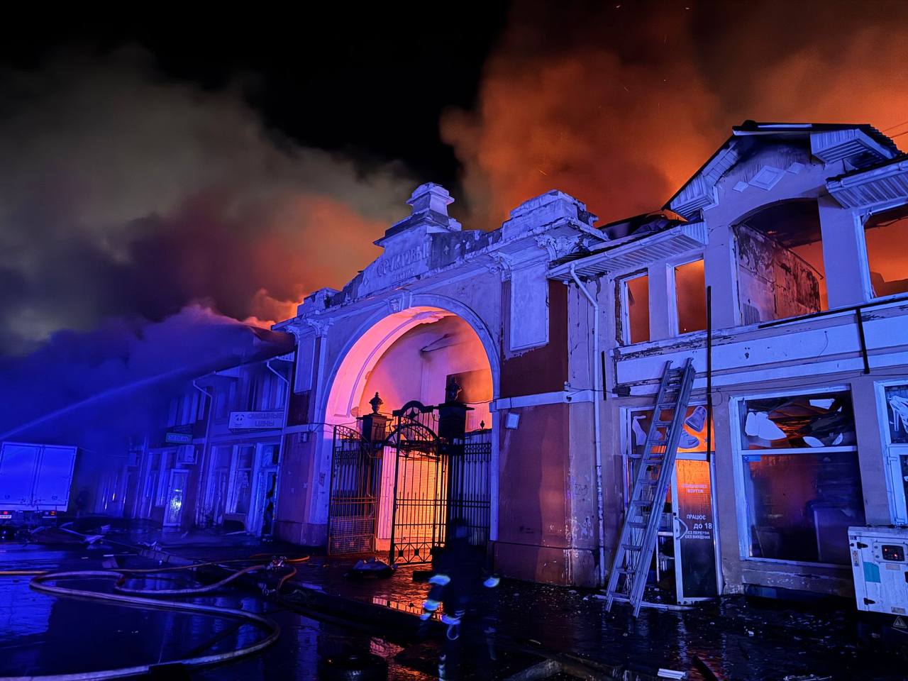 В Одесі російські війська атакували ринок “Привоз”