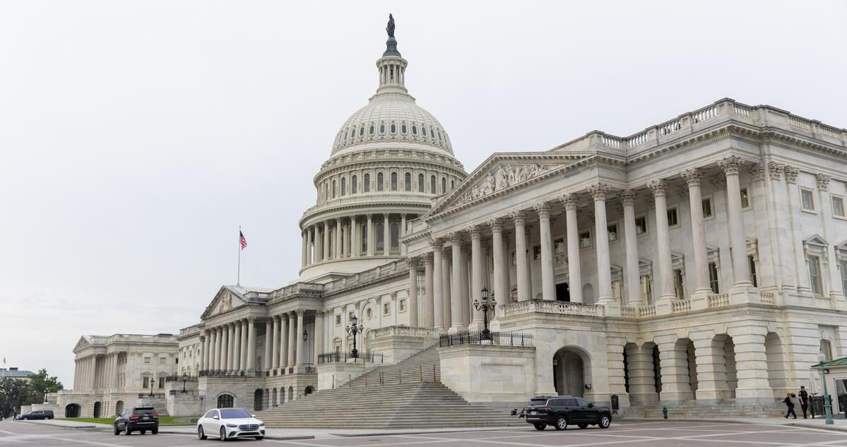 Шатдаун у США затягується: Сенат не зміг прийняти рішення щодо бюджету