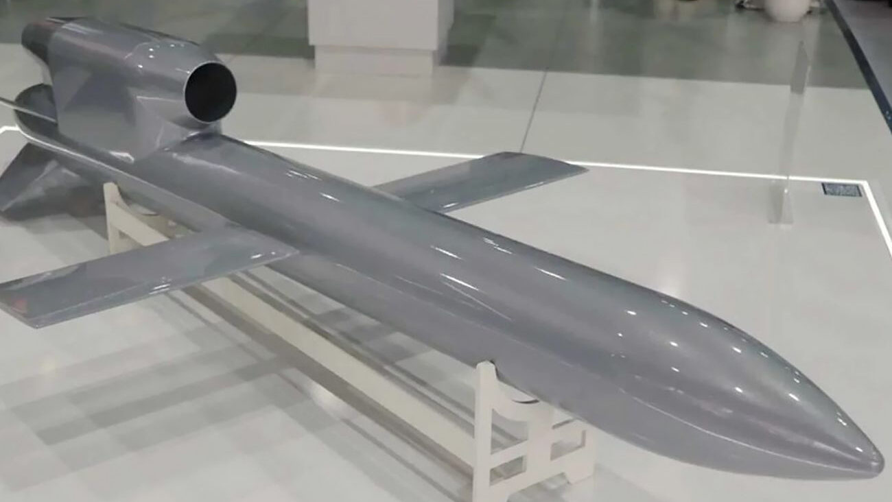 Україна завдає ударів по території РФ новими крилатими ракетами “Фламінго” – The Economist