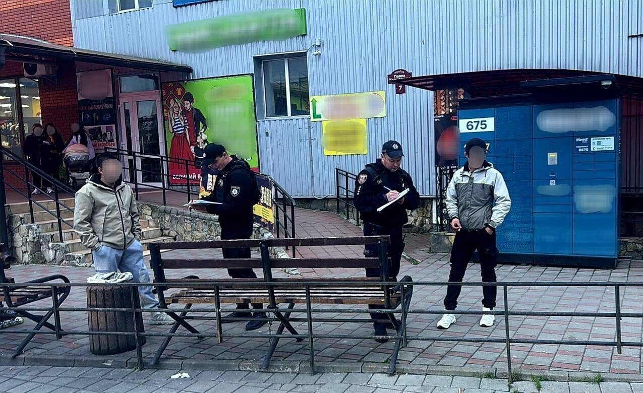 У Вінниці біля торгового центру стався інцидент зі стріляниною