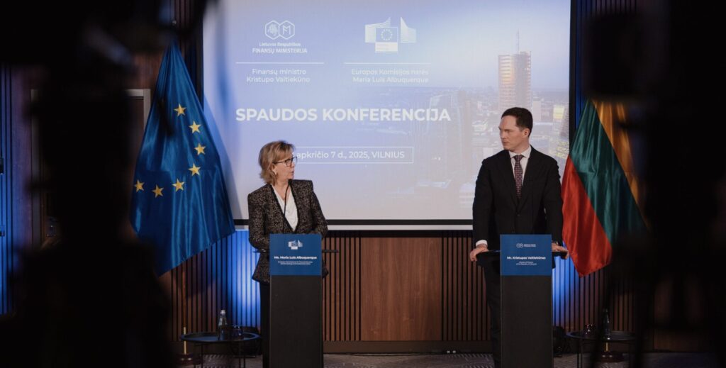 Джерело: lrv.lt