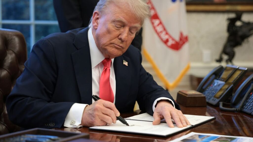 Джерело: https://ua.korrespondent.net/