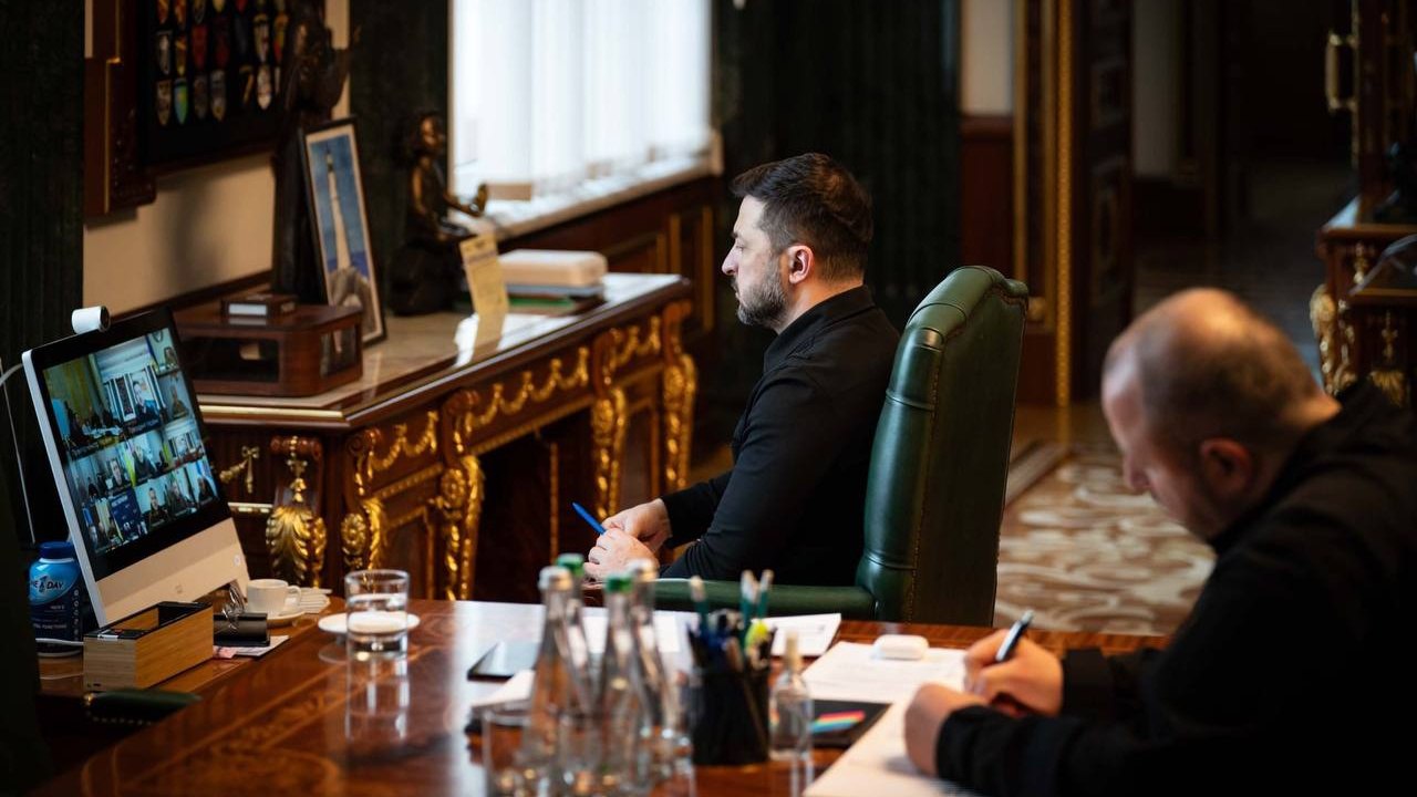 Зеленський доручив забезпечити повну видачу “Пакунків тепла” жителям Полтавщини