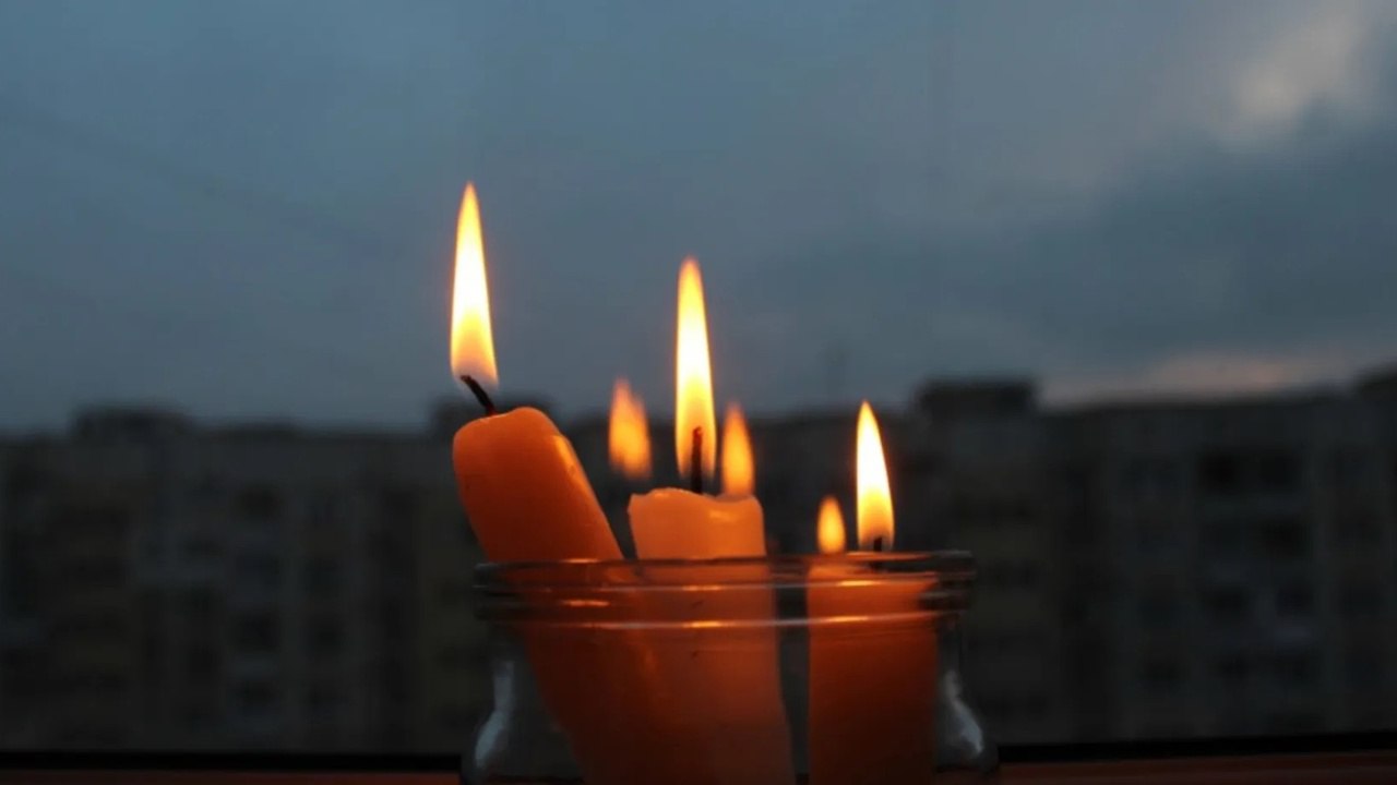 У всіх областях 10 лютого очікується відключення електроенергії